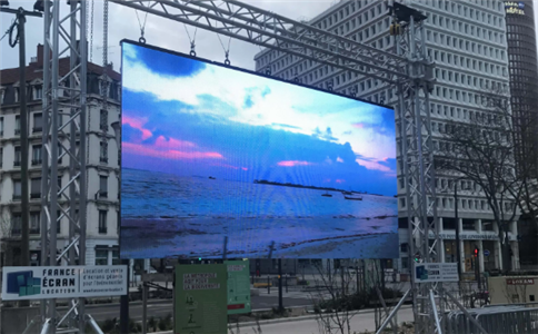 如何解決戶(hù)外全彩花屏故障？ |  成都戶(hù)外全彩屏